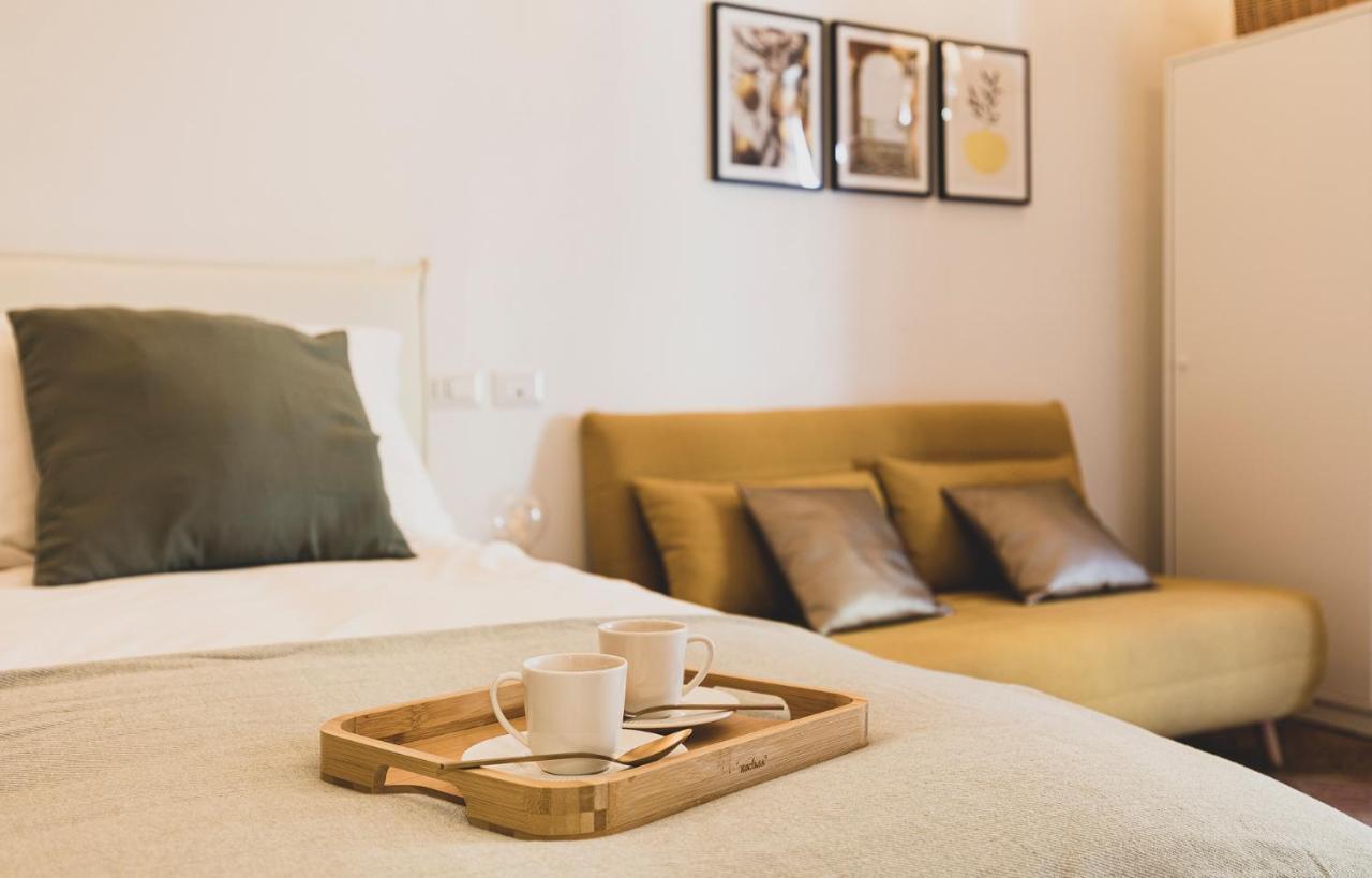 Cozy House In Naviglio Grande - Homy Apartments Milano Dış mekan fotoğraf
